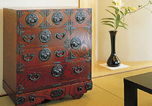 Antique Tansu Japan furniture 1800s carpenter craft cabinet